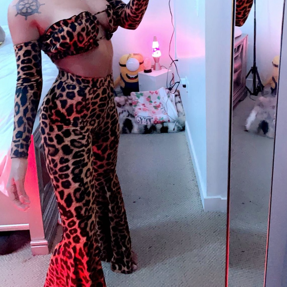 Cheetah Set Brand New
